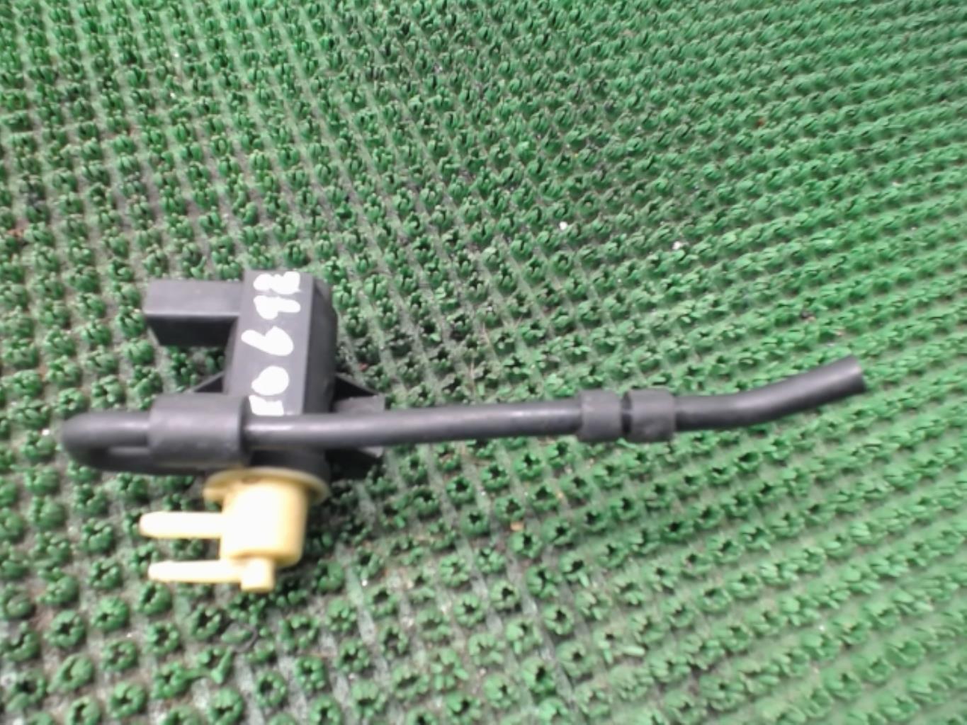 Pompe lave glace avant VOLKSWAGEN GOLF 6 Diesel - 1