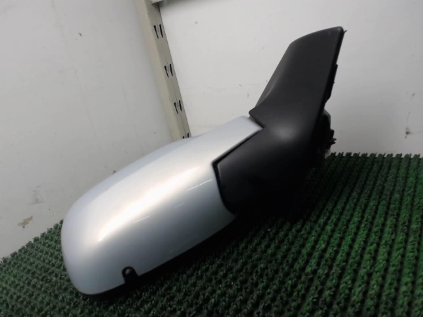 Retroviseur droit RENAULT MEGANE 2 PHASE 1 Diesel - 1