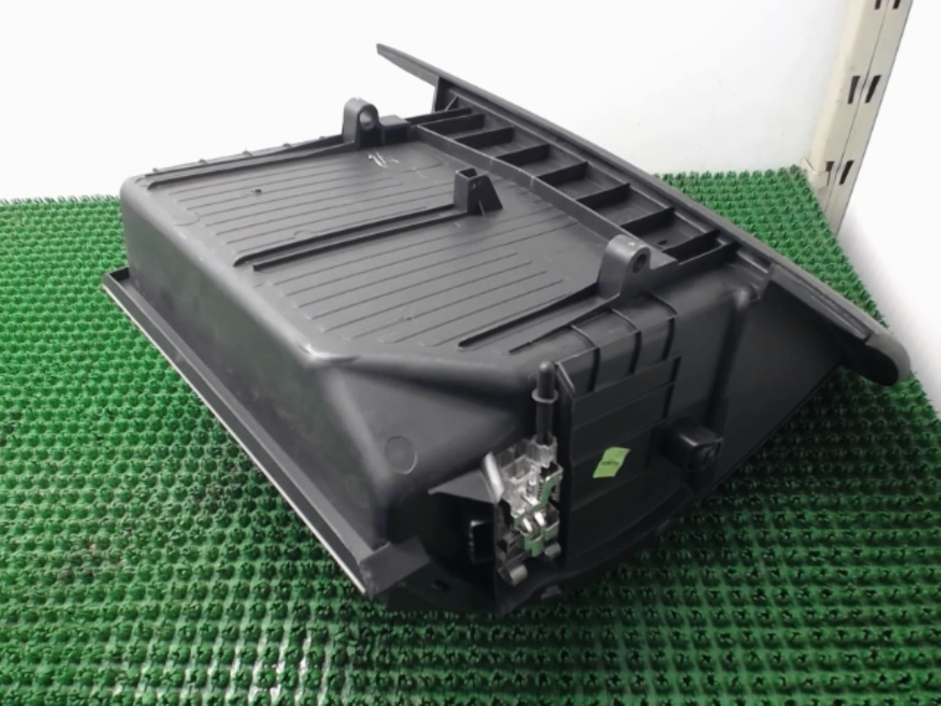 Boite a gants RENAULT CLIO 4 PHASE 2 Diesel - 1