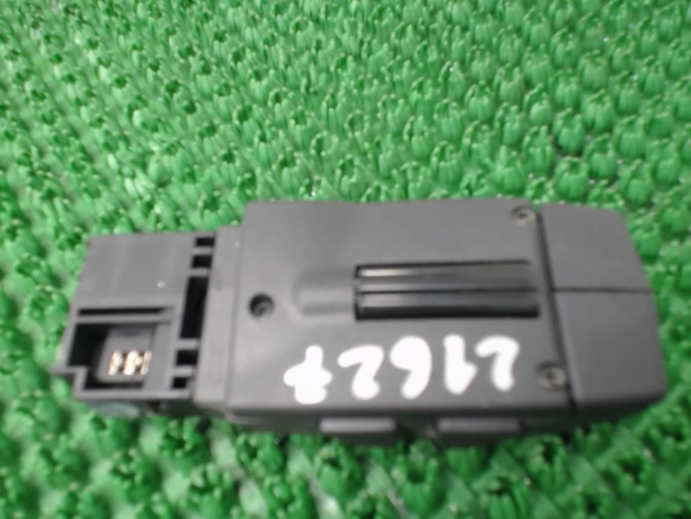 Commande autoradio RENAULT CLIO 4 PHASE 2 Diesel - 1
