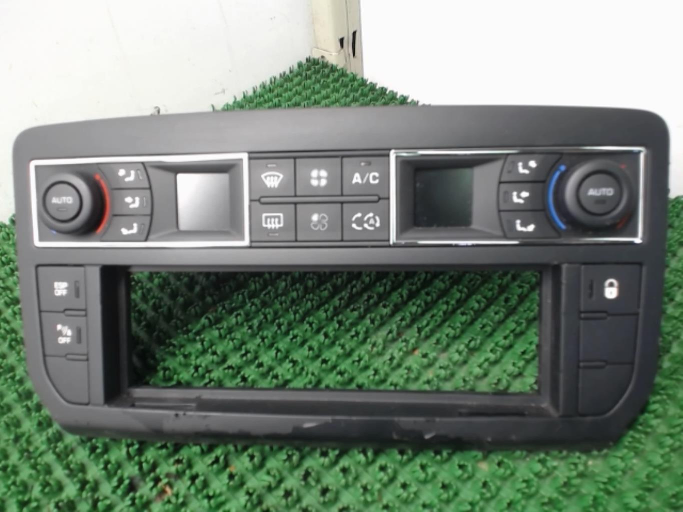 Commande chauffage CITROEN C5 2 Diesel - 1