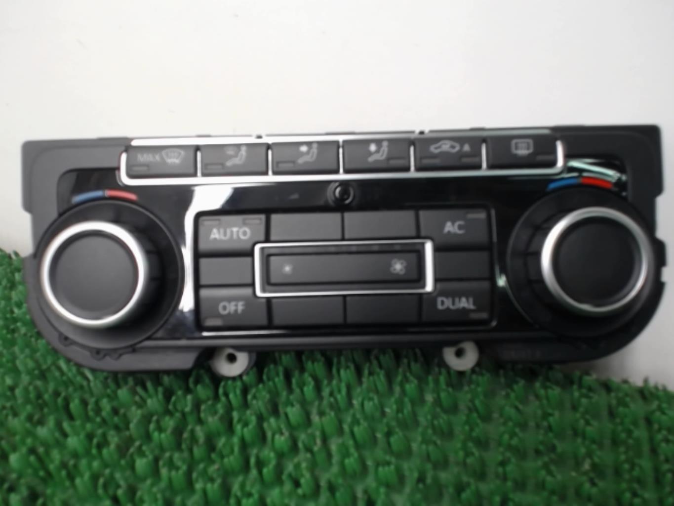 Commande chauffage VOLKSWAGEN GOLF 6 Diesel - 1