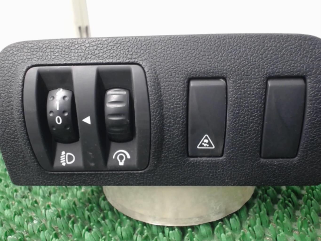 Commande de reglage hauteur de phare RENAULT GRAND SCENIC 3 PHASE 1 Diesel - 1