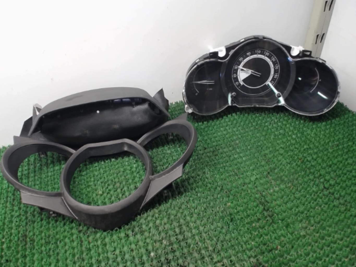 Compteur CITROEN C3 2 PHASE 2 Essence - 1