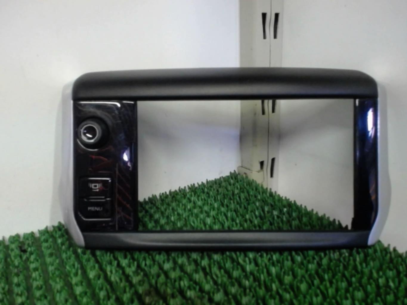 Facade autoradio PEUGEOT 208 1 PHASE 1 Diesel - 1