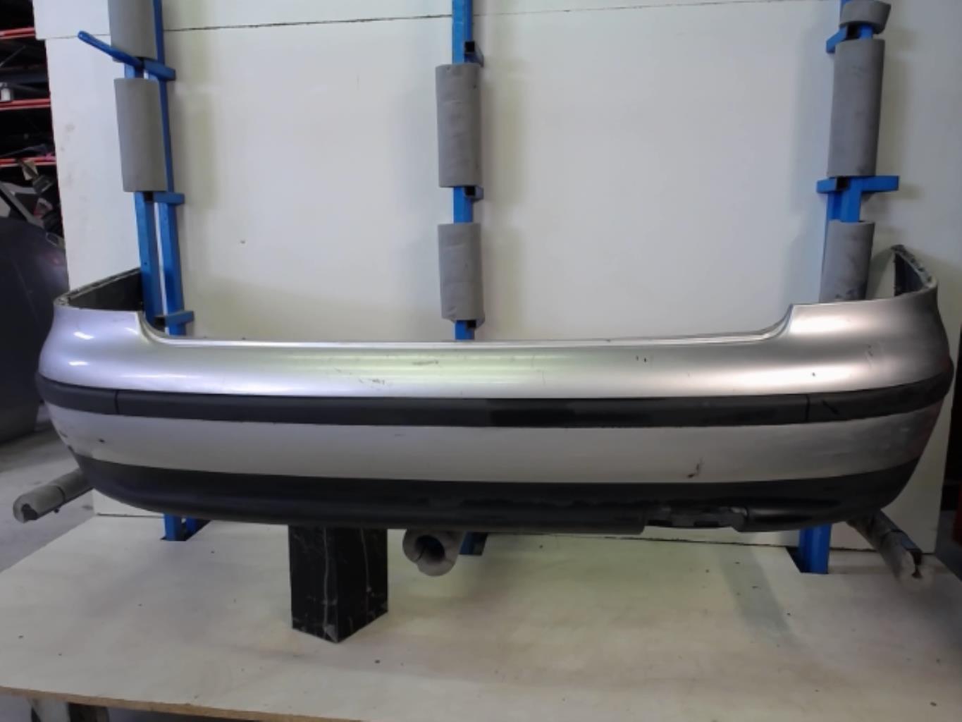 Pare choc arriere SEAT TOLEDO 2 Diesel - 1