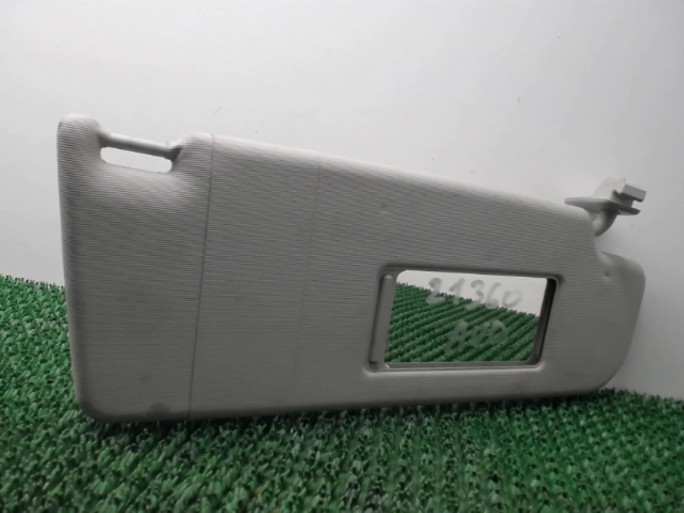 Pare soleil droit VOLKSWAGEN GOLF 6 Diesel - 1