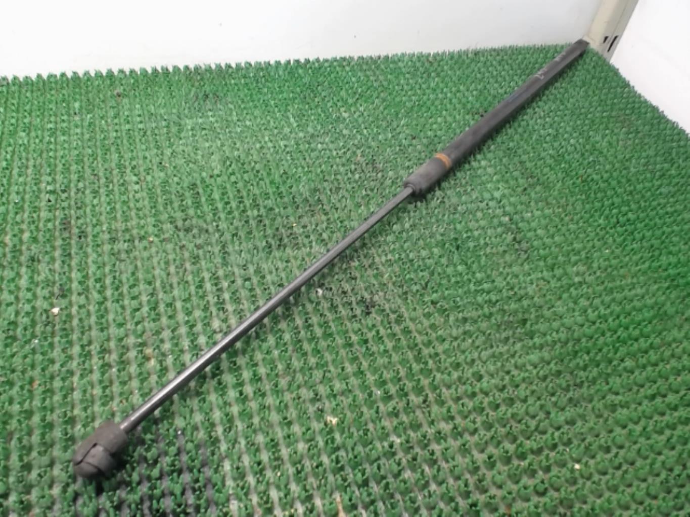 Verin de capot VOLKSWAGEN GOLF 6 Diesel - 1