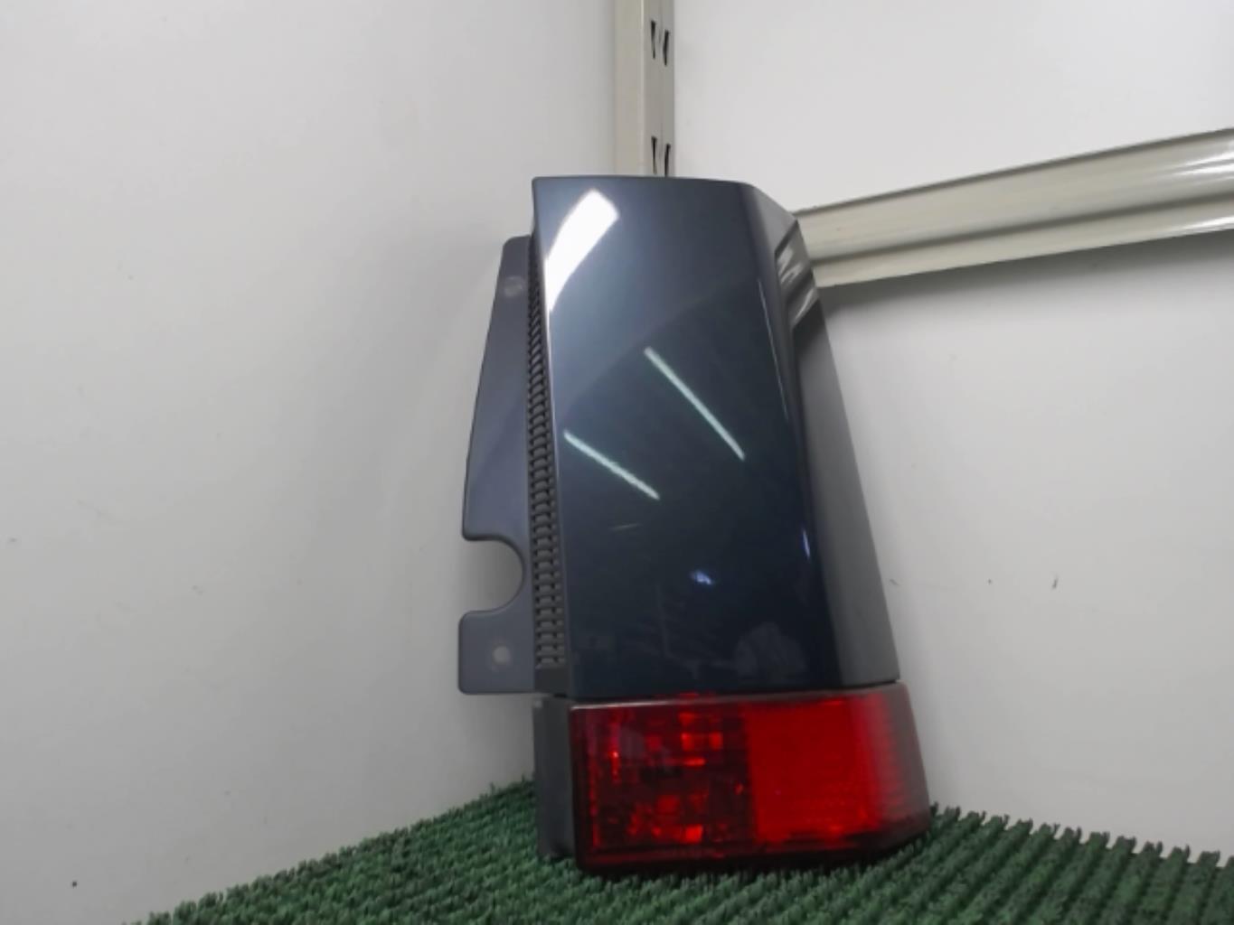 Feu factice arriere droit OPEL MERIVA A PHASE 2 Essence - 1