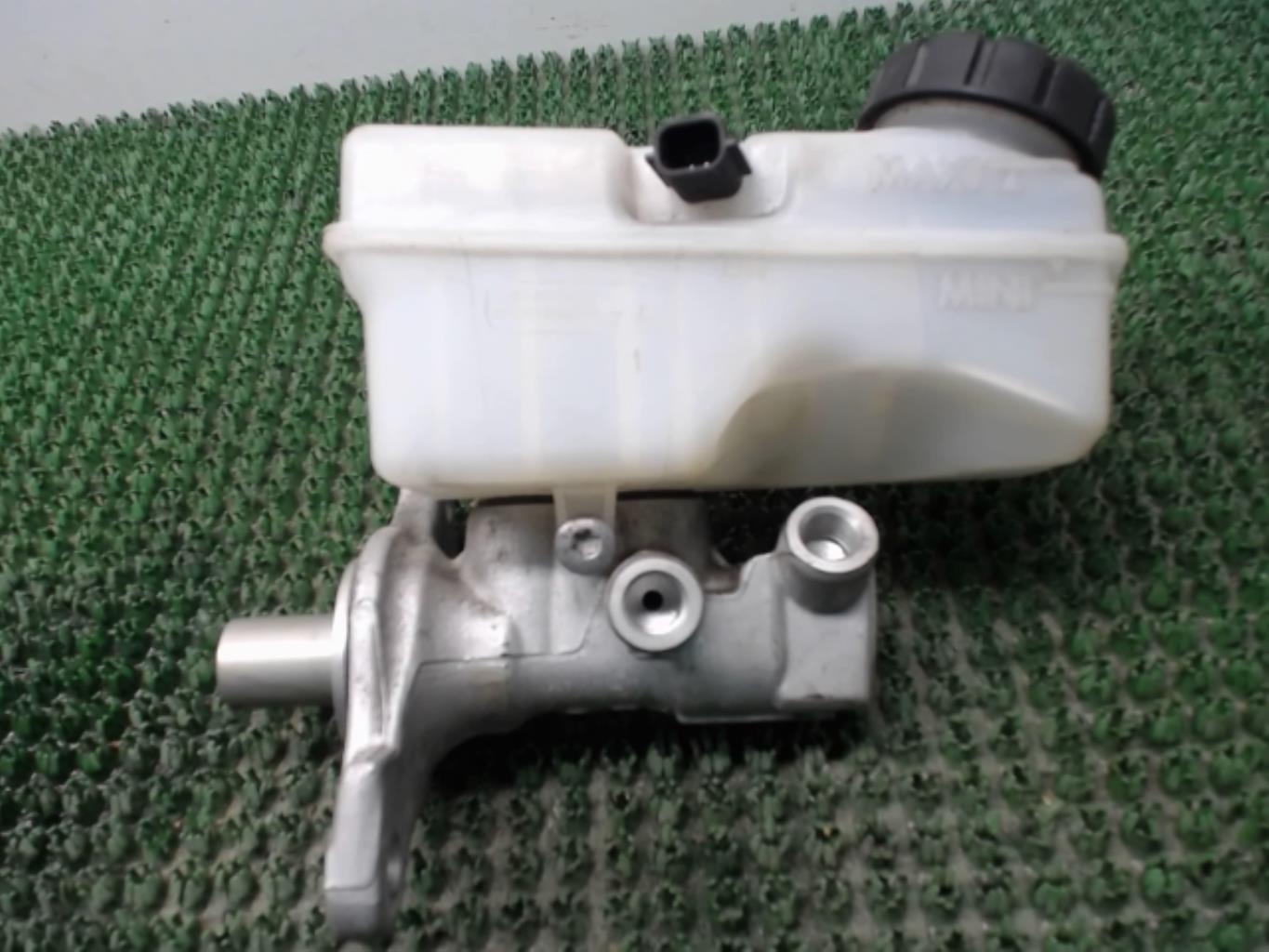 Maitre cylindre (freinage) RENAULT CLIO 4 PHASE 2 Diesel - 1