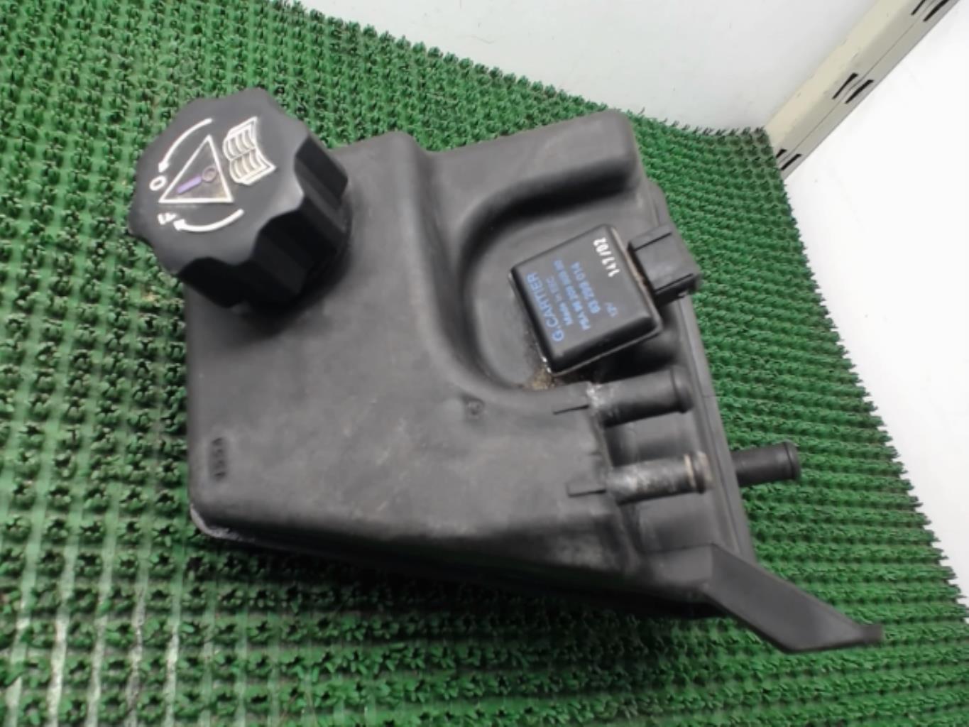 Vase d'expansion PEUGEOT 406 COUPE Diesel - 1