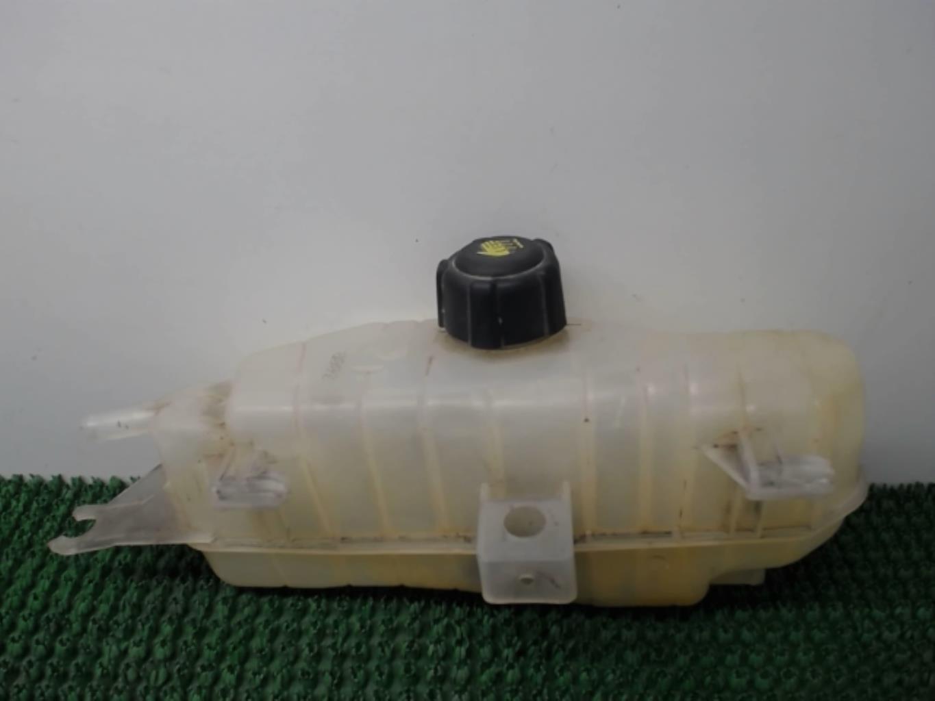 Vase d'expansion RENAULT CLIO 3 PHASE 2 BREAK Diesel - 1