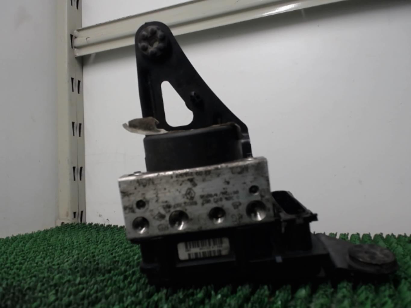 Bloc ABS (freins anti-blocage) RENAULT SCENIC 2 PHASE 1 Diesel - 1