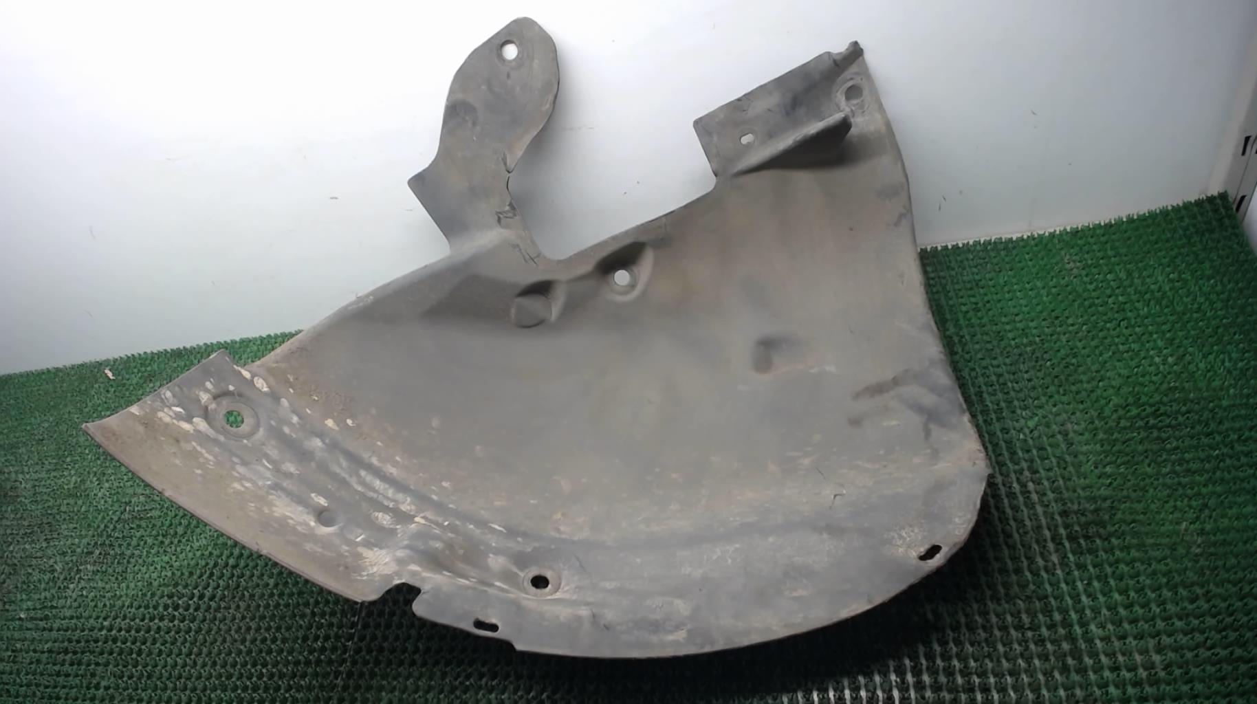 Pare boue avant gauche RENAULT SCENIC 2 PHASE 1 Essence - 1