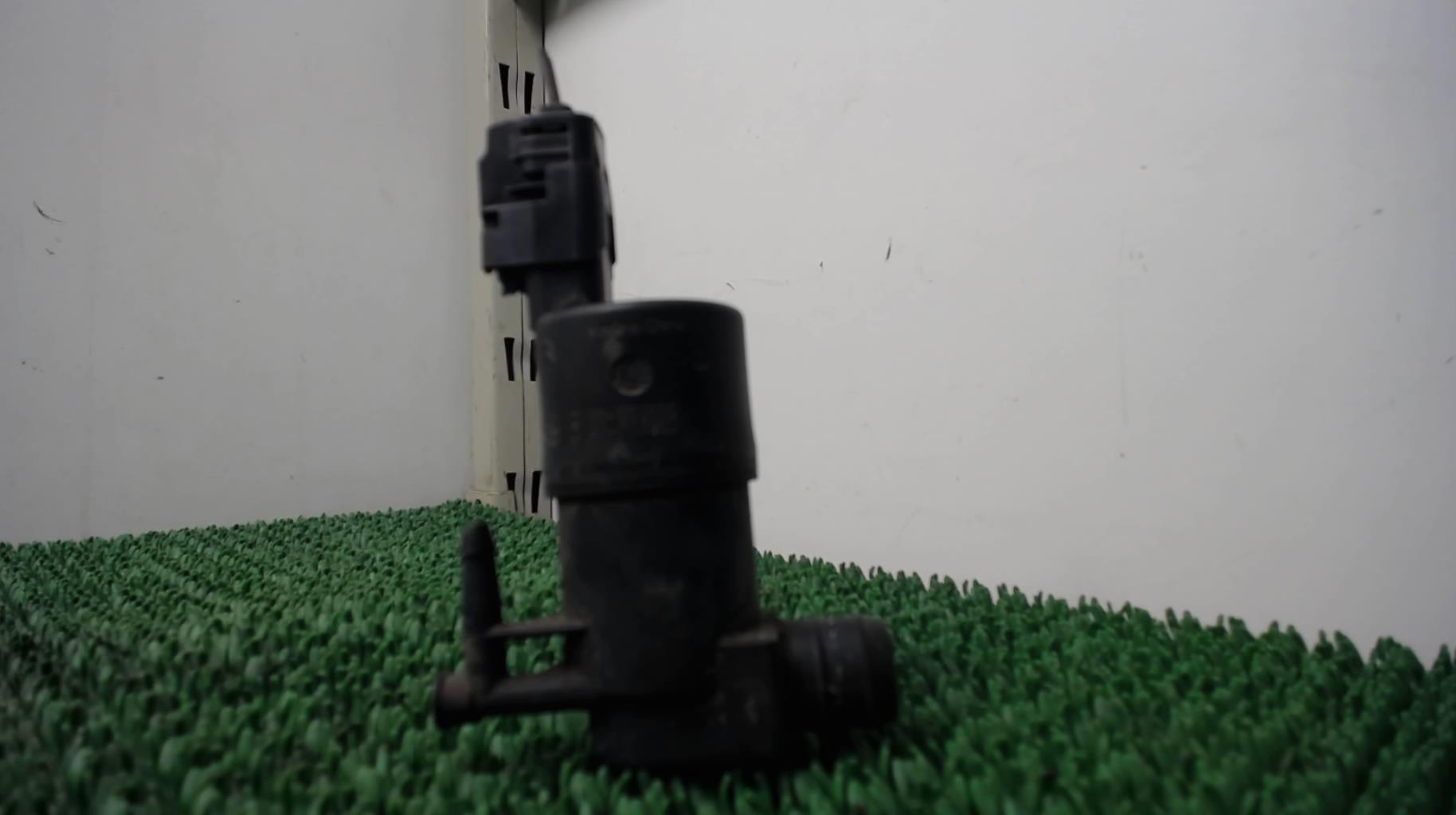 Pompe lave glace avant RENAULT MASTER 3 PHASE 2  - 1