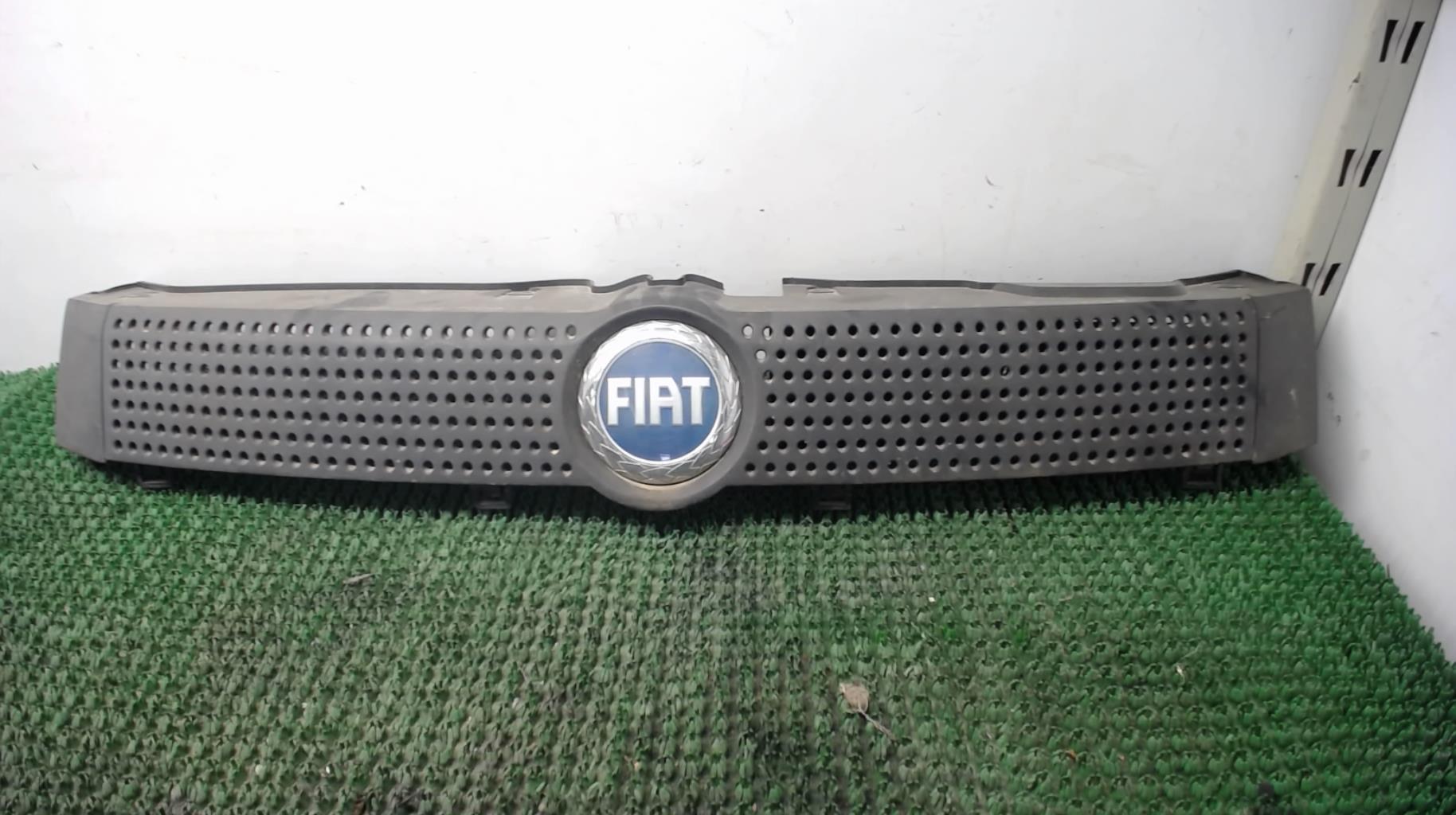 Calandre FIAT PANDA 2 PHASE 1 Diesel - 1