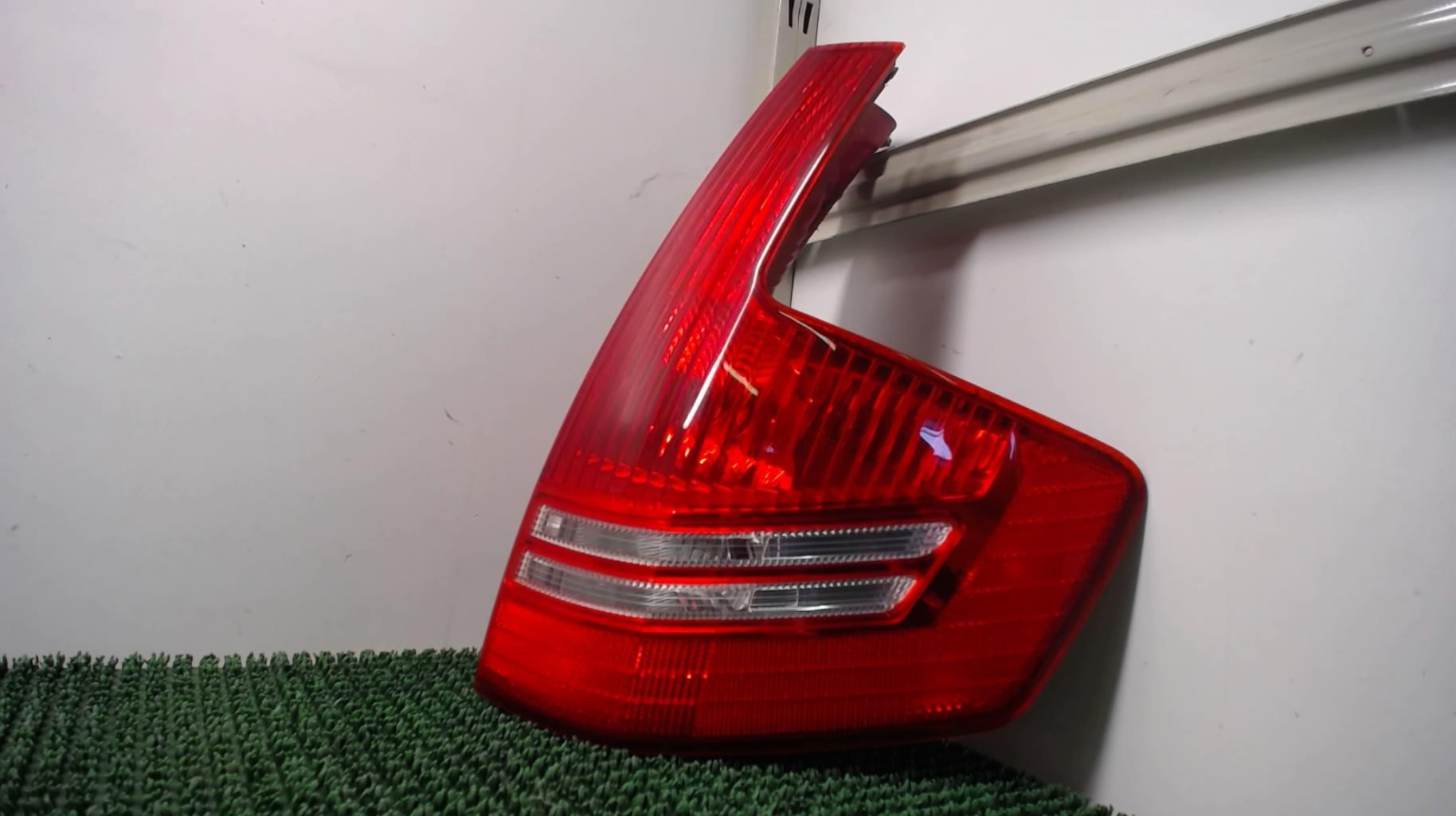 Feu arriere principal droit (feux) CITROEN C4 1 PHASE 1 Diesel - 1