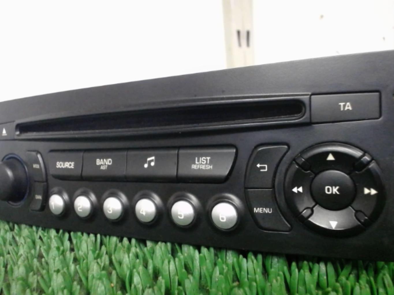 Autoradio d'origine CITROEN DS3 PHASE 1 Diesel - 1