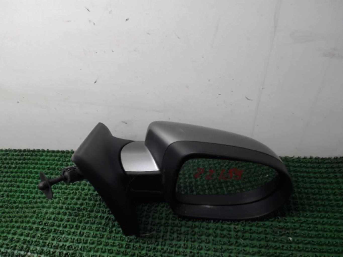 Retroviseur droit RENAULT CLIO 3 PHASE 2 Essence - 1