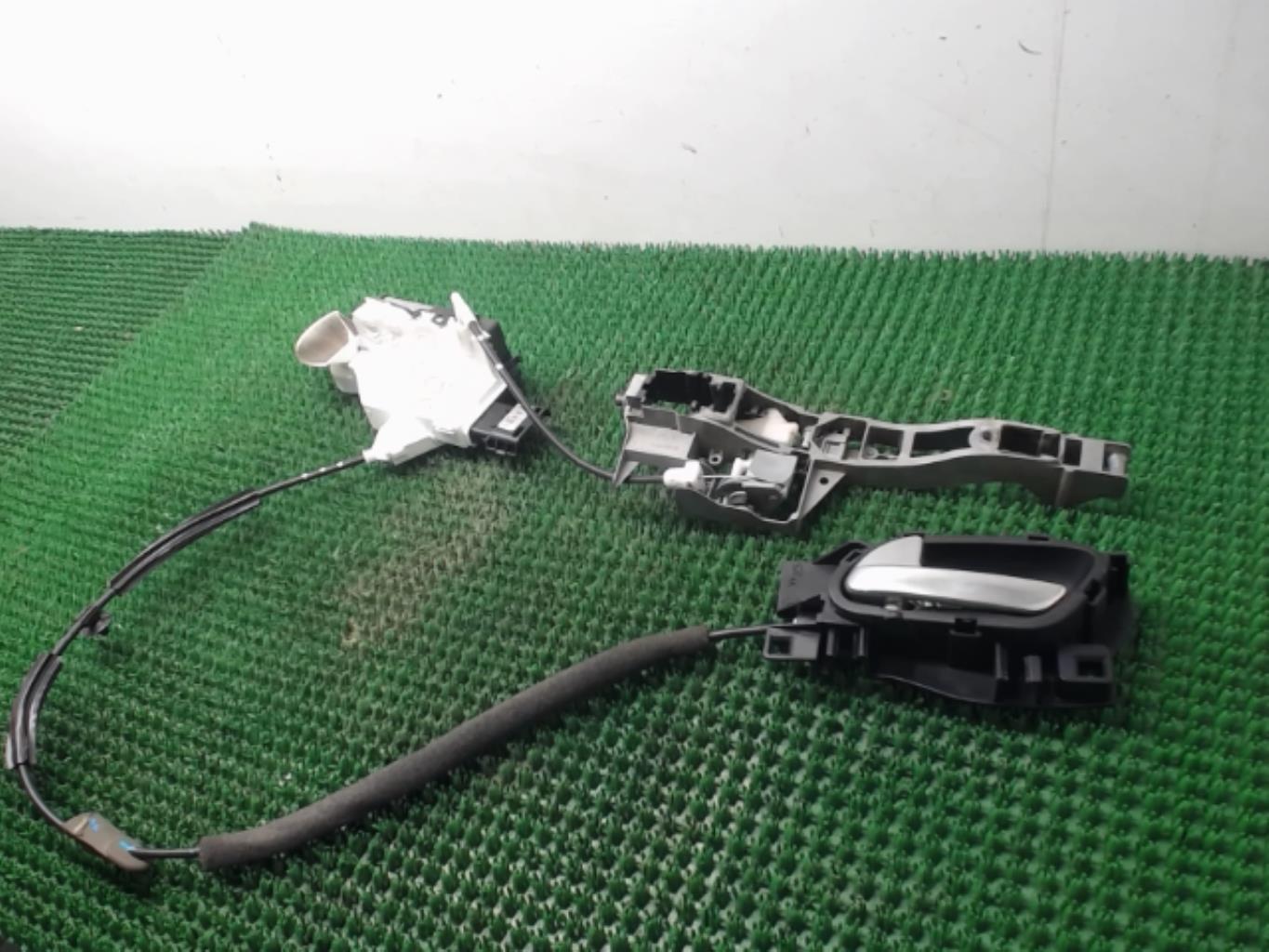 Serrure avant gauche CITROEN DS3 PHASE 1 Diesel - 1