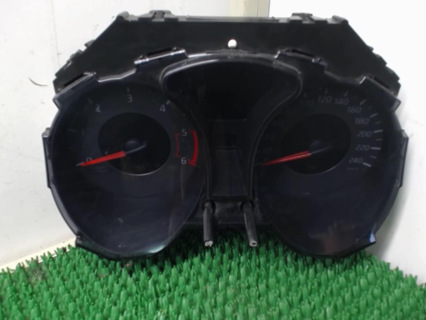 Compteur NISSAN JUKE 1 PHASE 1 Diesel - 1