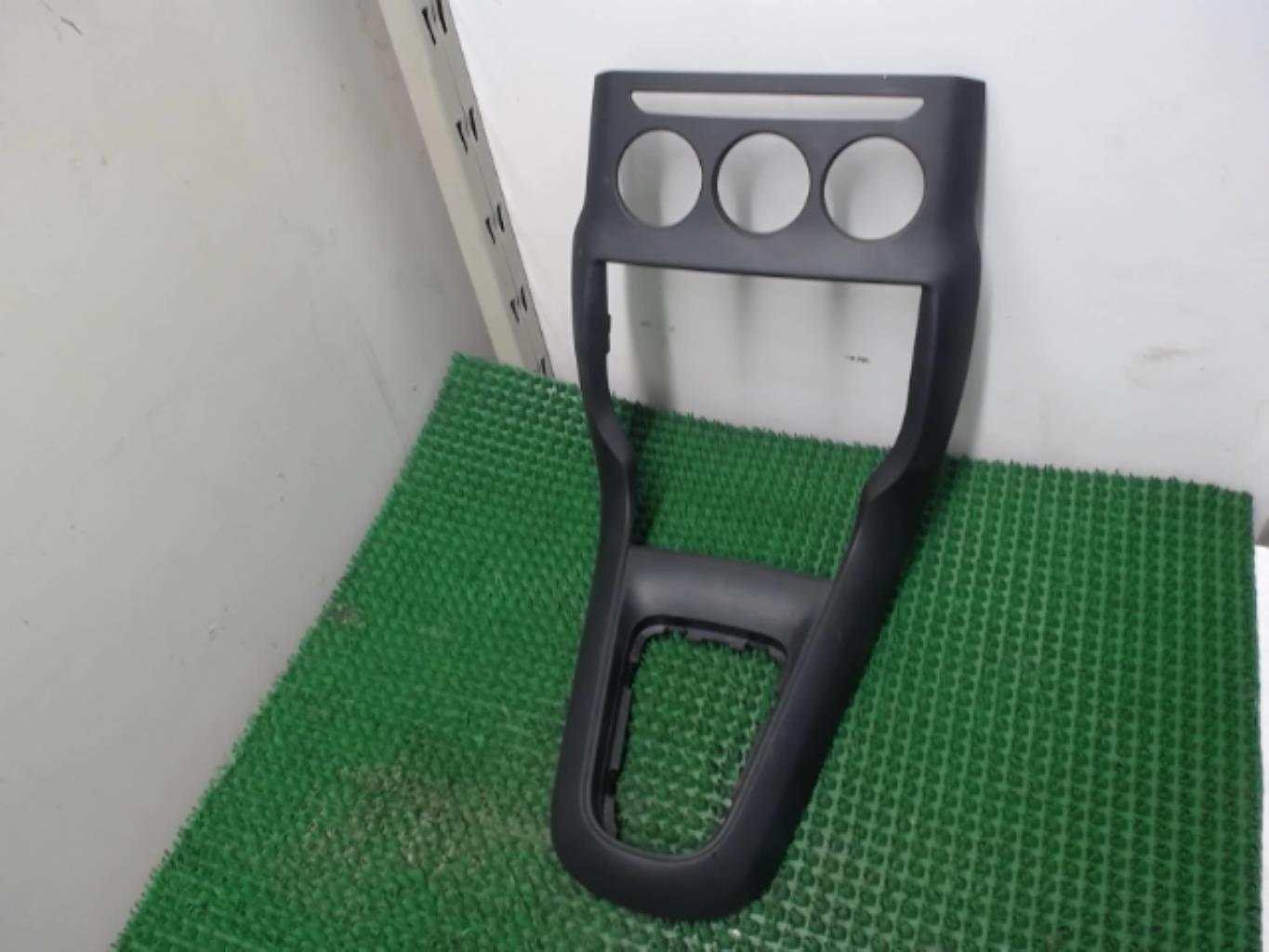 Console central (interieur plastique) CITROEN C3 2 PHASE 2 Diesel - 1