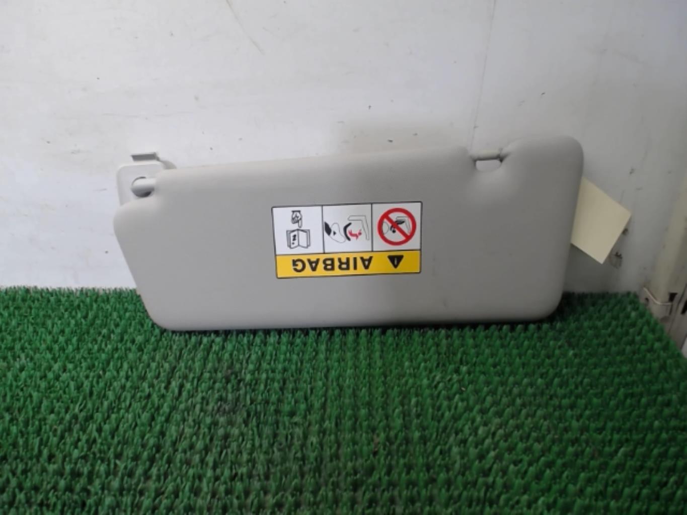 Pare soleil droit RENAULT CLIO 4 PHASE 2 Diesel - 1