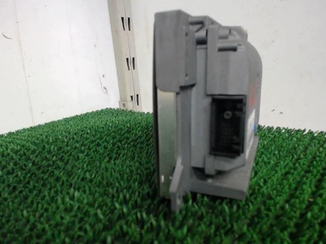Ecran GPS PEUGEOT 307 PHASE 2 BREAK Diesel - 1