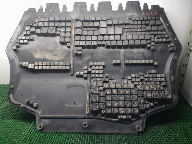 Cache sous moteur VOLKSWAGEN GOLF 5 Diesel - 1