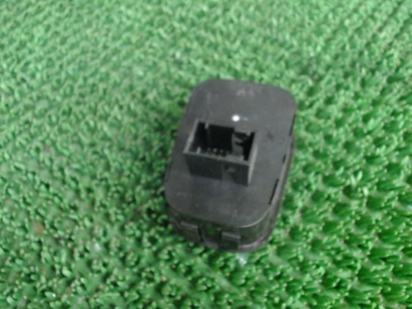 Bouton de warning CITROEN NEMO Diesel - 1