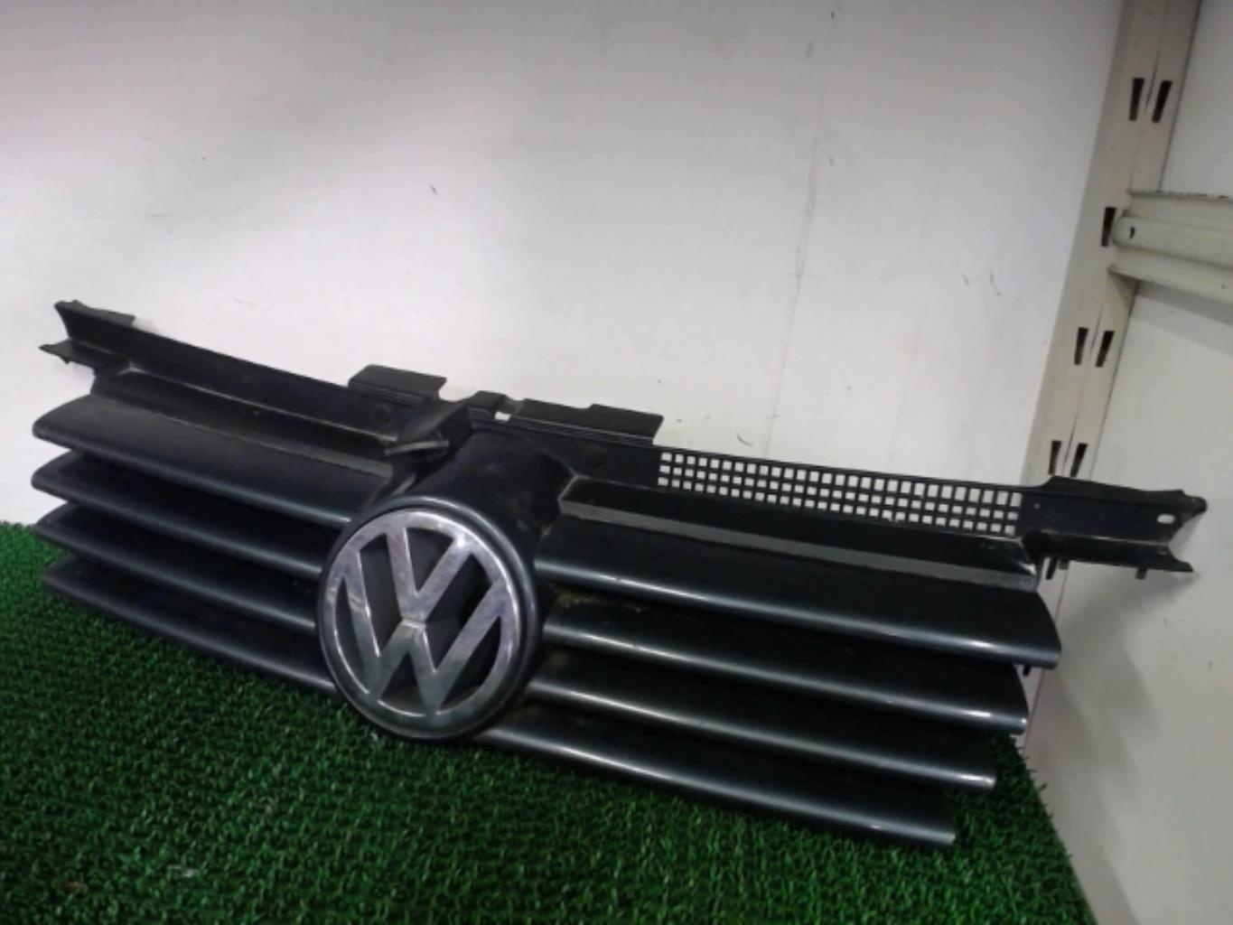 Calandre VOLKSWAGEN BORA Diesel - 1
