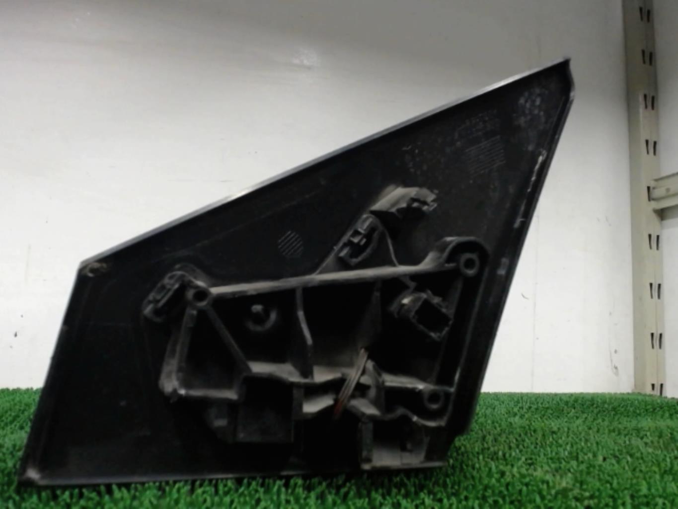 Retroviseur droit RENAULT MEGANE 3 PHASE 1 BREAK Diesel - 1
