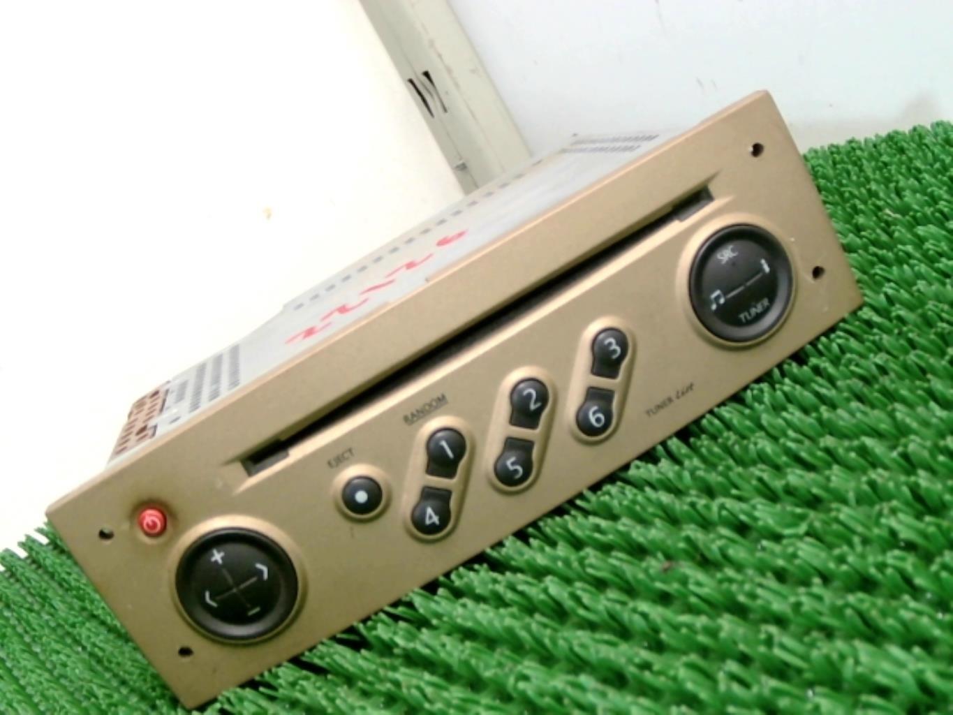 Autoradio d'origine RENAULT CLIO 3 PHASE 2 Diesel - 1