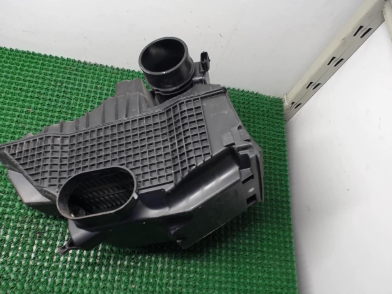 Boite a air RENAULT CLIO 4 PHASE 2  - 1