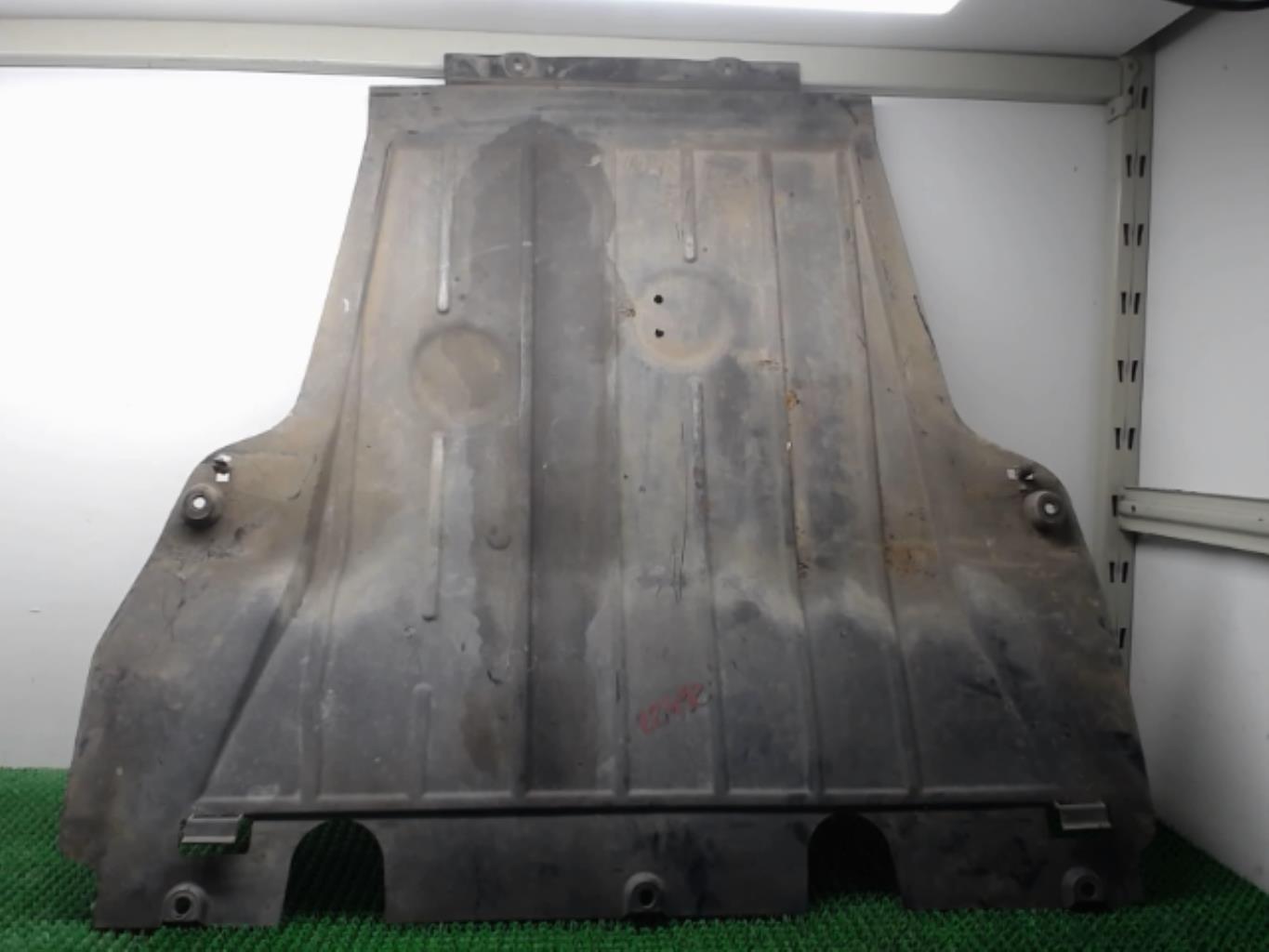 Cache sous moteur RENAULT CLIO 3 PHASE 1 Diesel - 1
