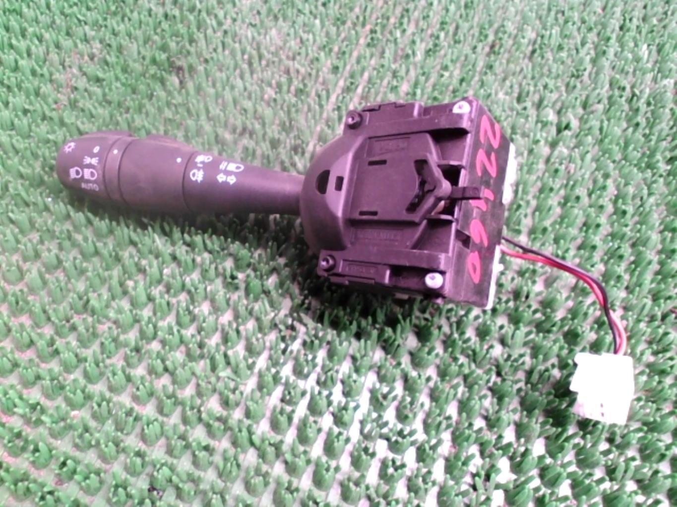 Commodo phare RENAULT CLIO 4 PHASE 1 Diesel - 1