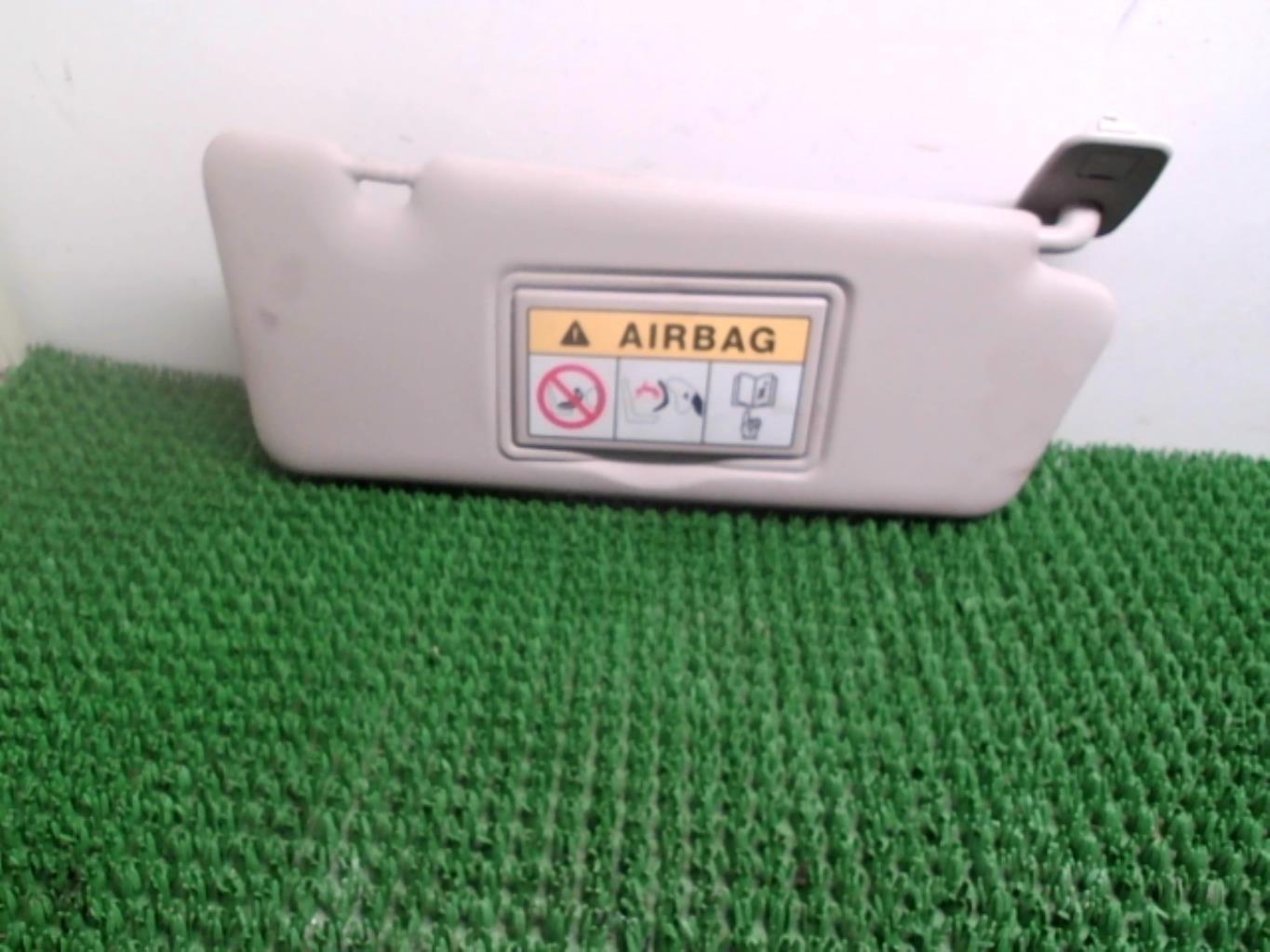 Pare soleil droit RENAULT CLIO 4 PHASE 1 Diesel - 1
