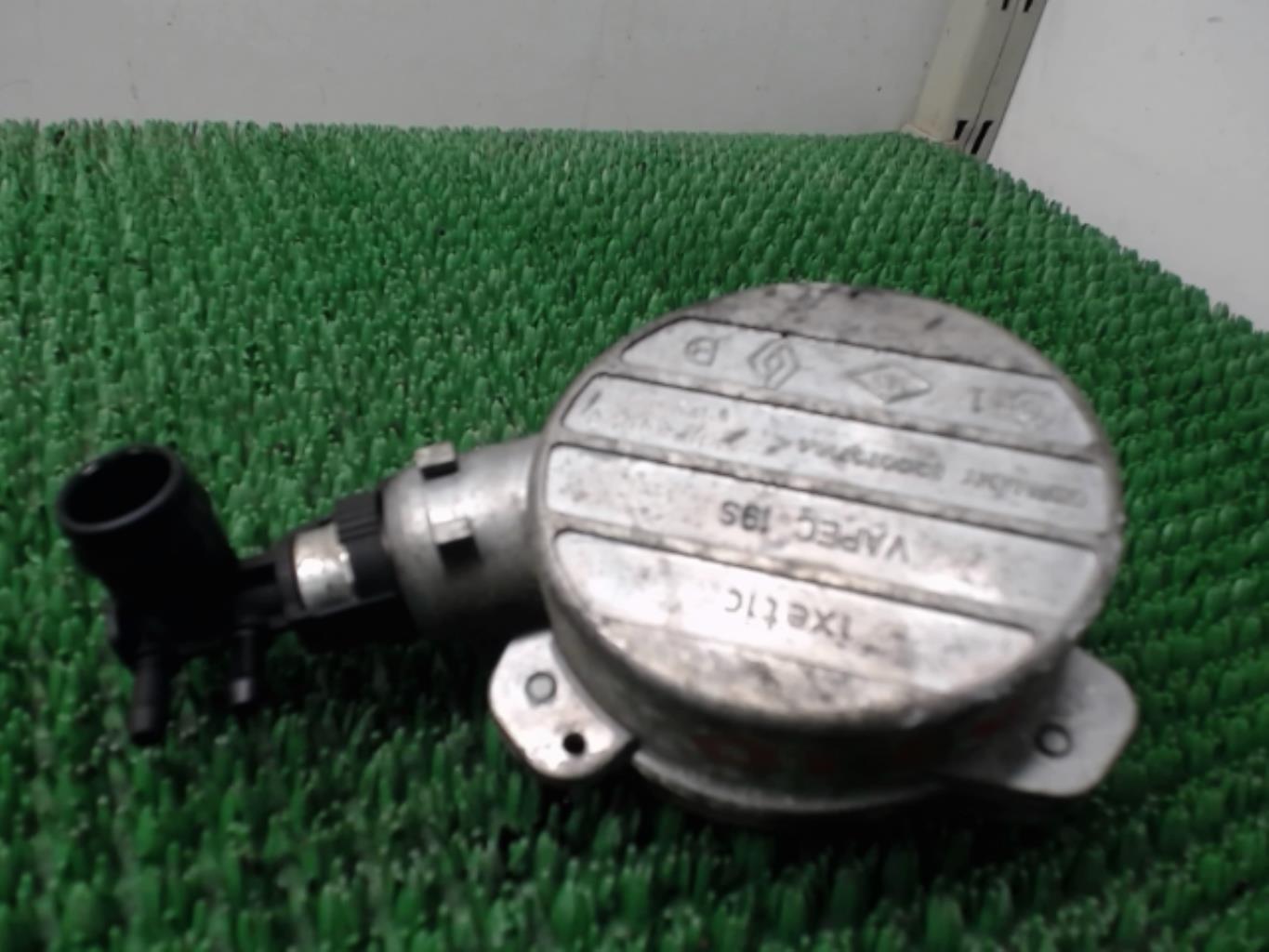 Pompe à vide RENAULT GRAND ESPACE 4 PHASE 1 Diesel - 1