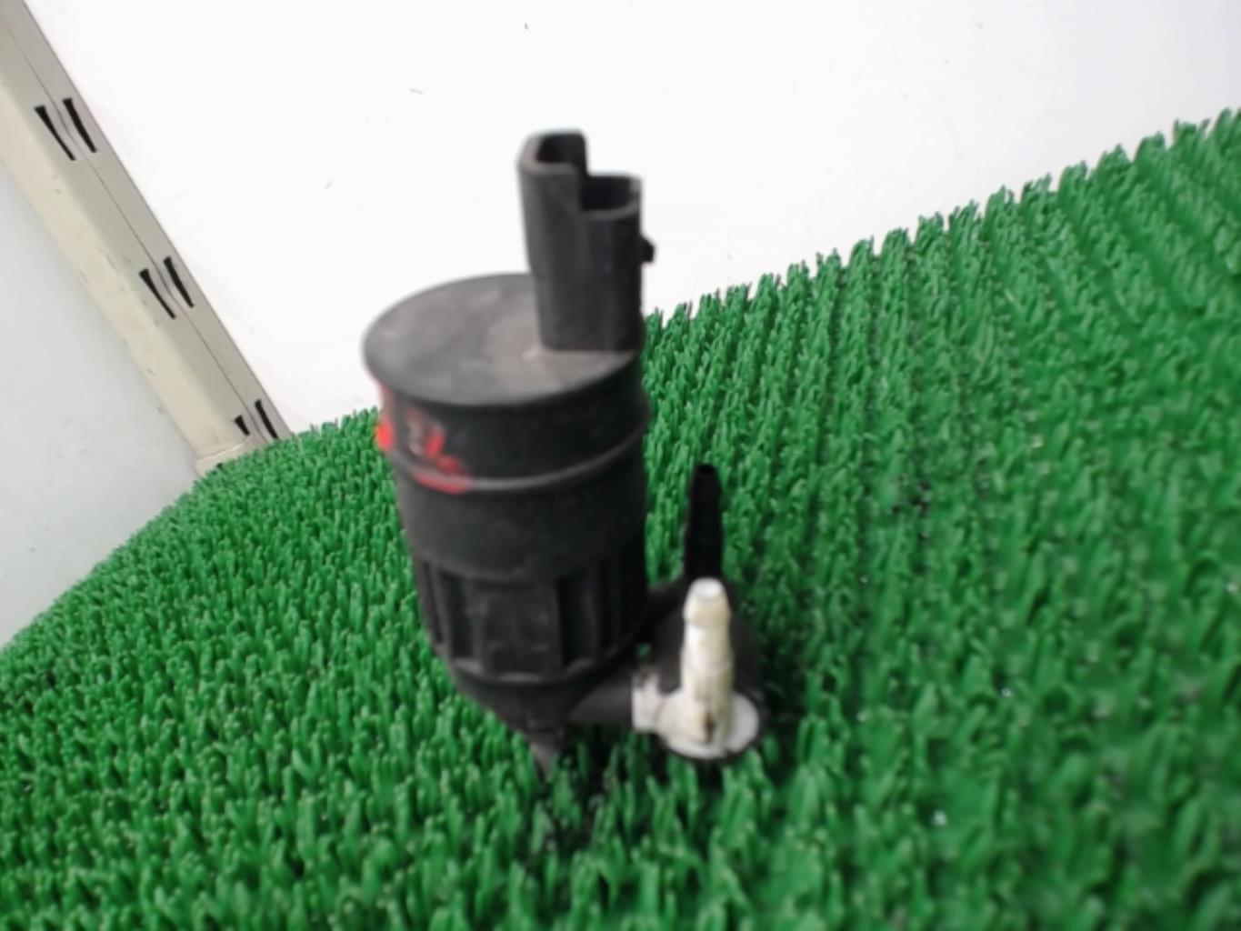 Pompe lave glace avant RENAULT TWINGO 1 PHASE 3  - 1