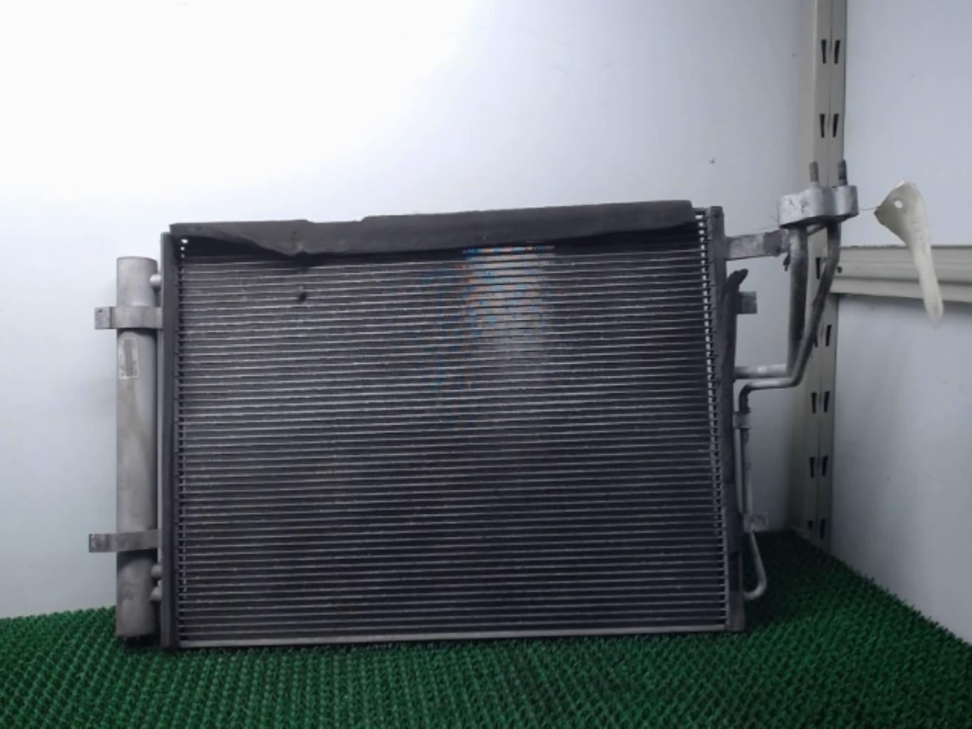 Radiateur condenseur de clim KIA VENGA PHASE 1  - 1