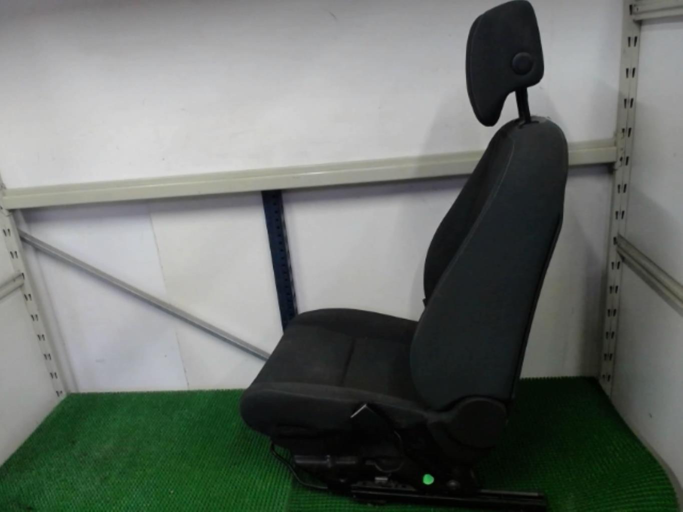 Siege avant droit RENAULT MEGANE 3 PHASE 1 Diesel - 1