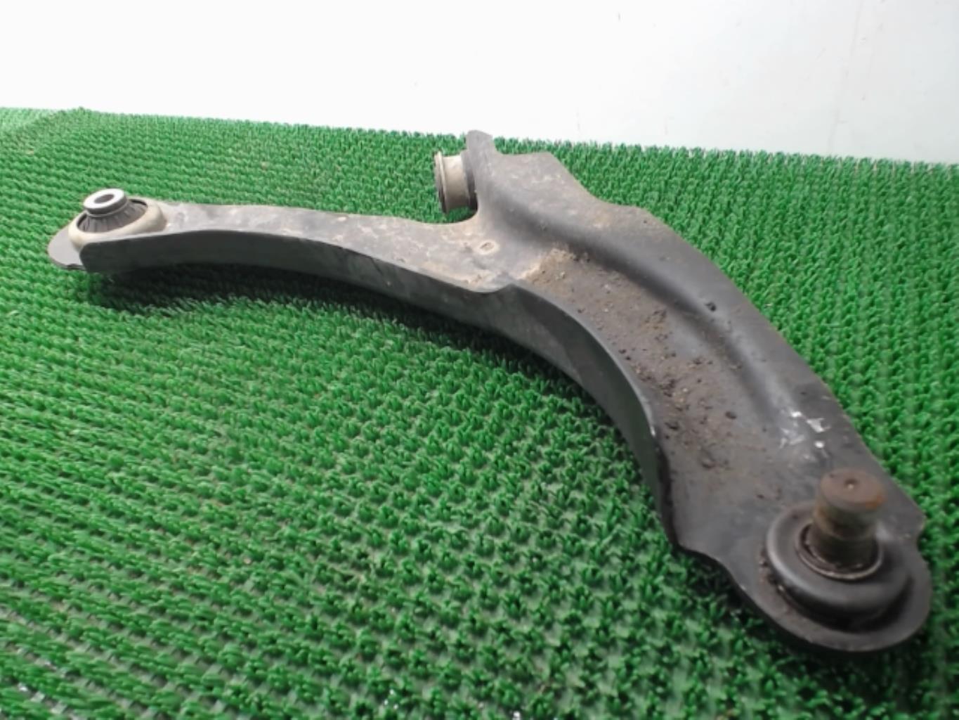 Triangle avant droit RENAULT CLIO 4 PHASE 1 Diesel - 1