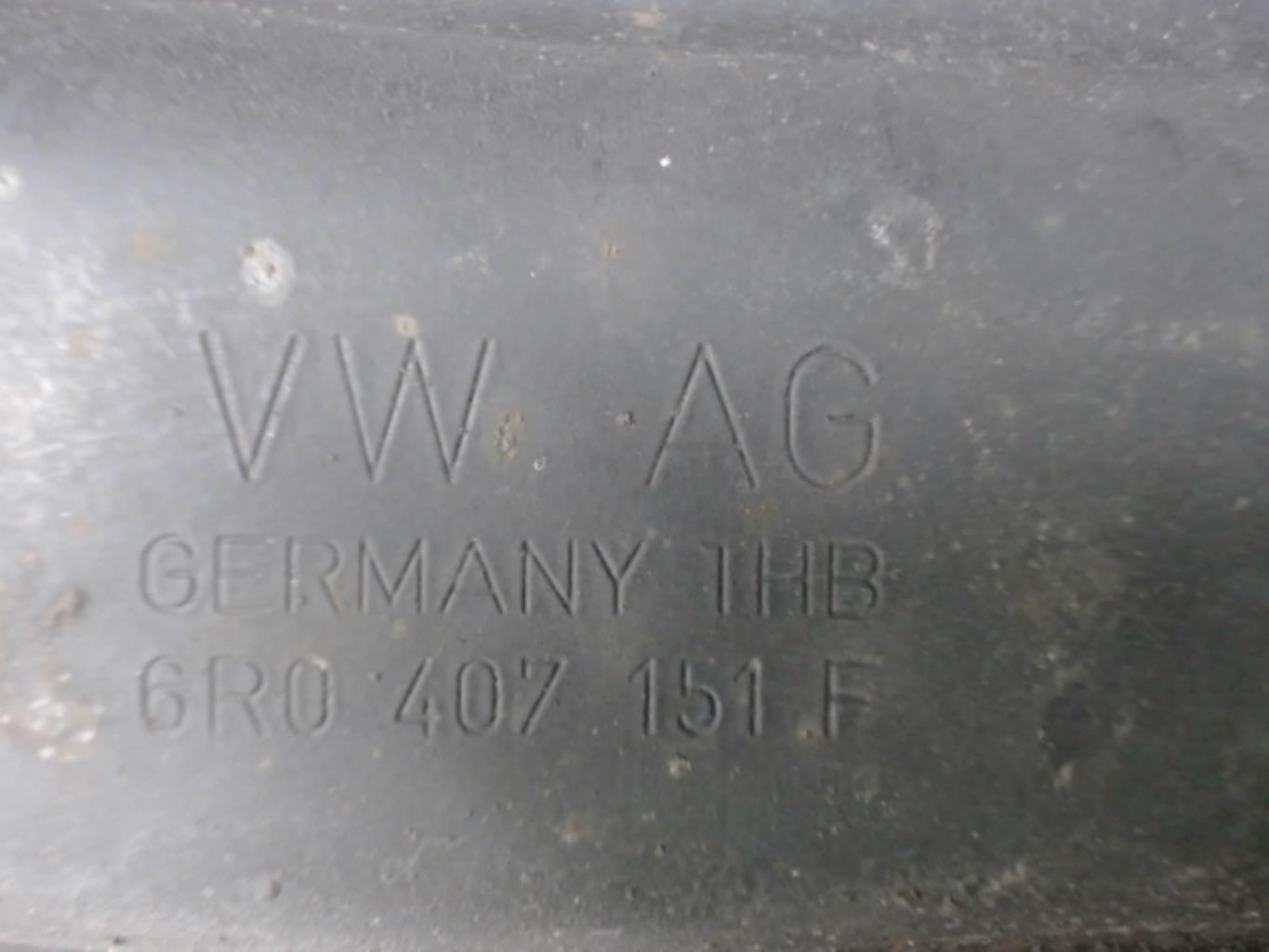 Triangle avant gauche VOLKSWAGEN POLO 5 PHASE 1 Diesel - 1