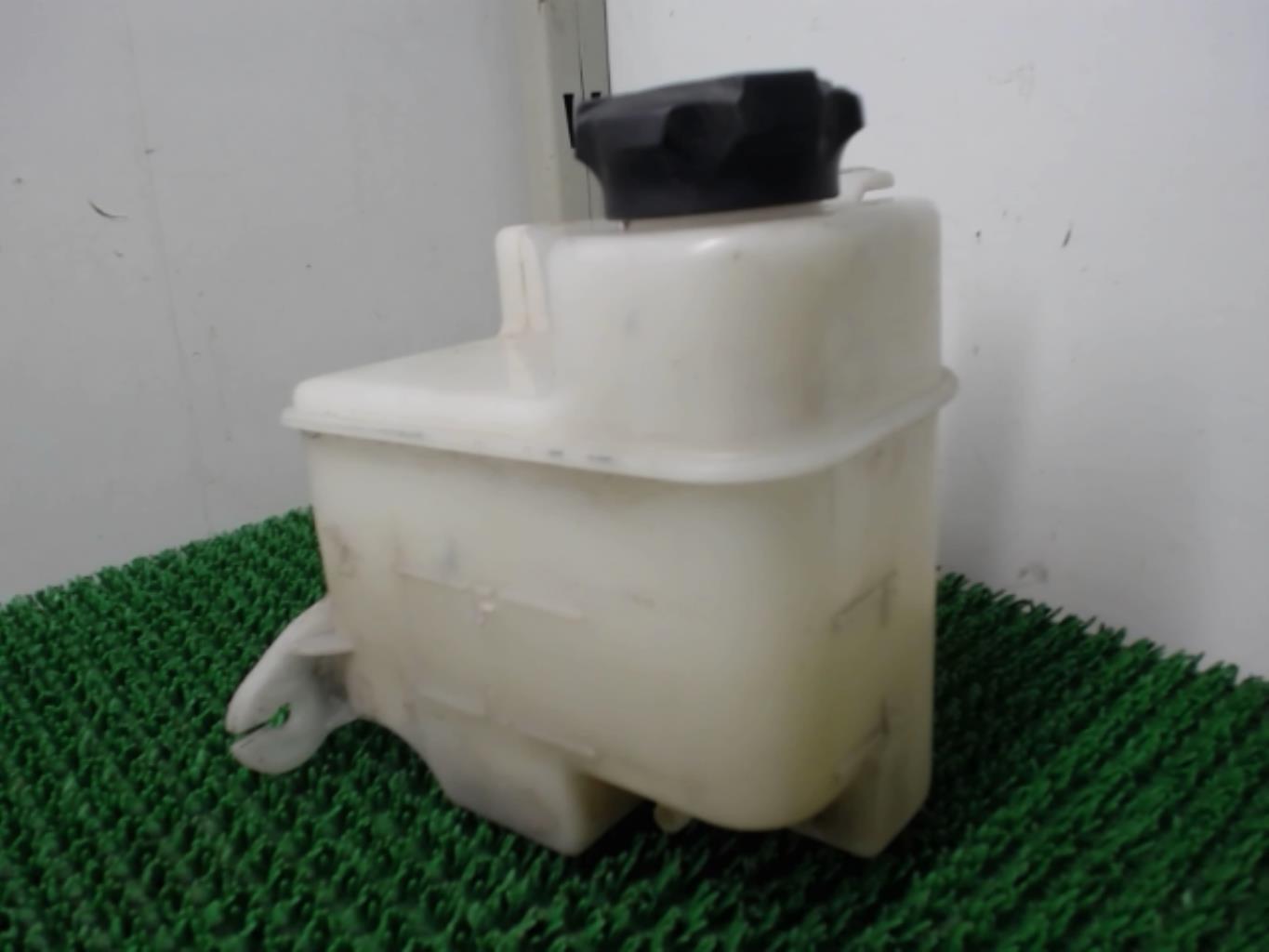Vase d'expansion KIA VENGA PHASE 1  - 1