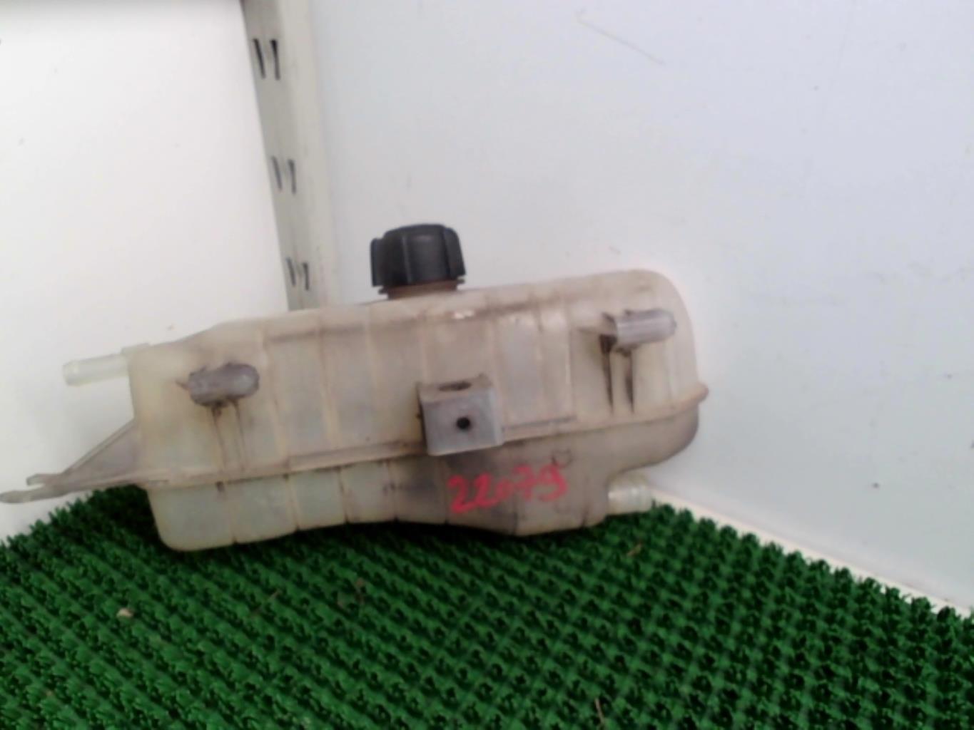 Vase d'expansion RENAULT CLIO 3 PHASE 1 Diesel - 1