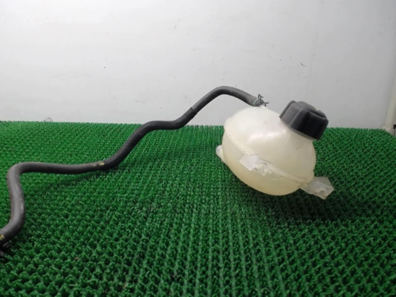 Vase d'expansion RENAULT CLIO 4 PHASE 2  - 1