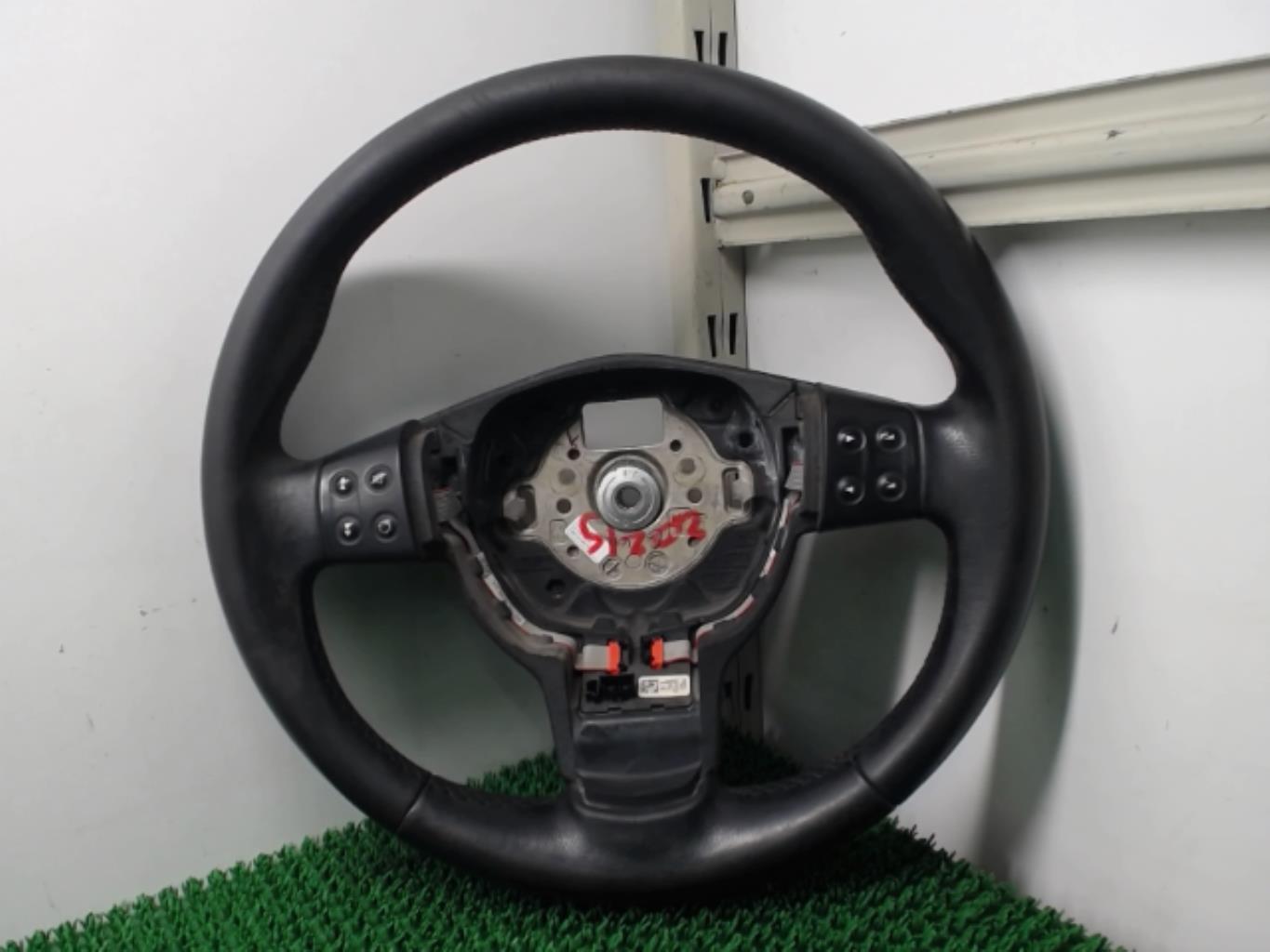 Volant SEAT LEON 2 PHASE 1 Diesel - 1