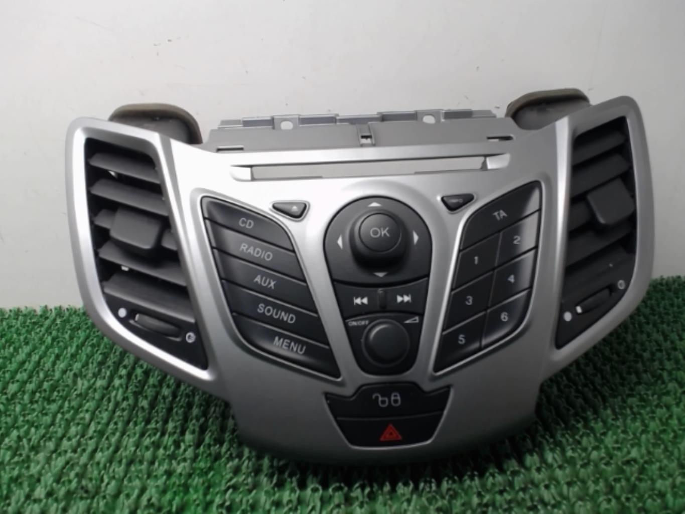 Commande autoradio FORD FIESTA 6 PHASE 1 Diesel - 1