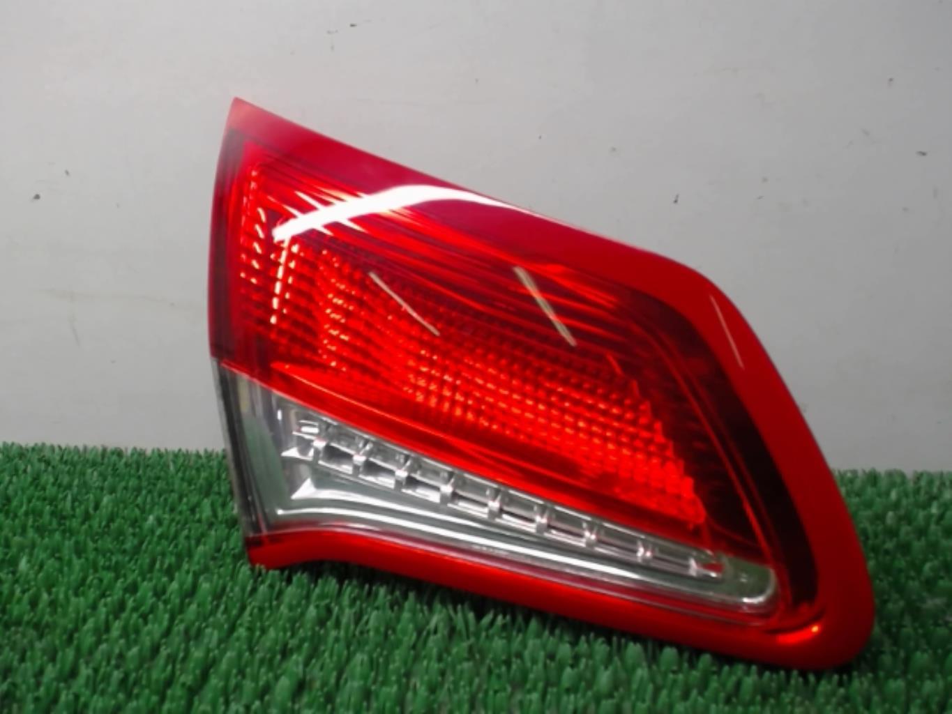 Feu factice arriere gauche CITROEN C4 2 PHASE 1 Diesel - 1