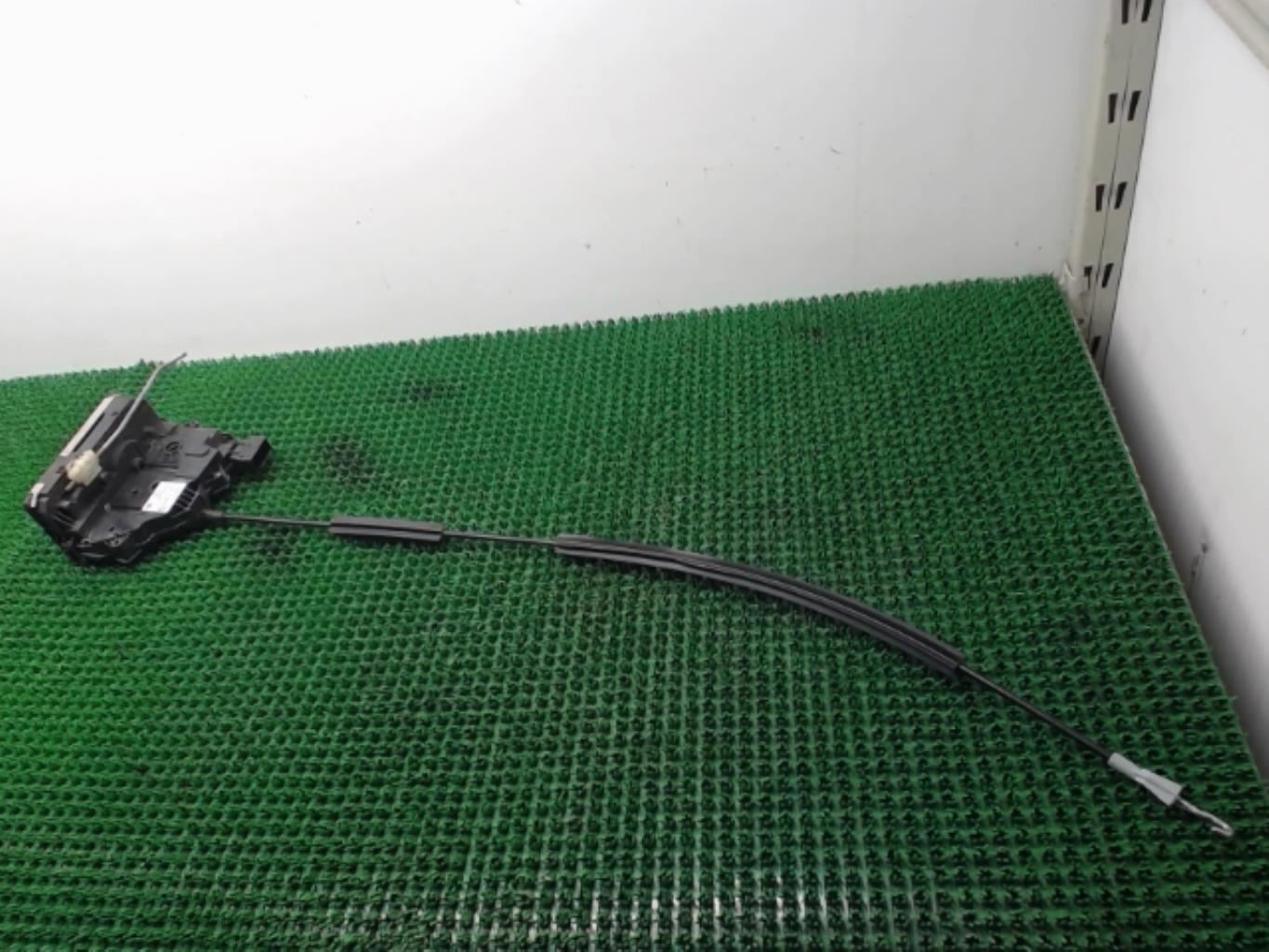 Serrure avant droit OPEL CORSA D PHASE 2 Diesel - 1